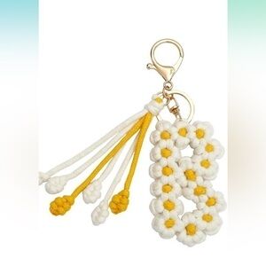 INITIAL LETTER Unique Keychain letter “B” Macrame Weave Daisy Keychain